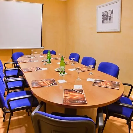 Ilunion Les Corts Hotel
