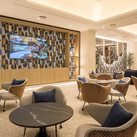 Hotel Ilunion Les Corts 4*