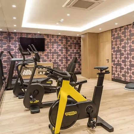 Ilunion Les Corts Hotel
