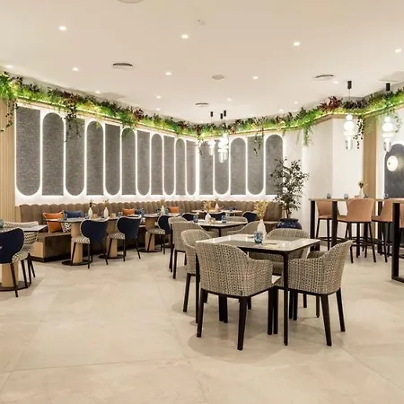 Hotel Ilunion Les Corts Barcelona