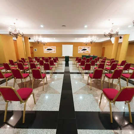 Ilunion Les Corts Hotel 4*