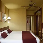Ilunion Les Corts Hotel