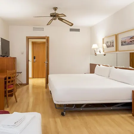 Senator Hotel