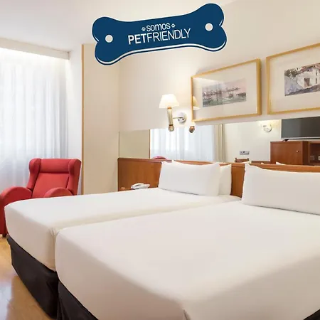 Hotel Senator