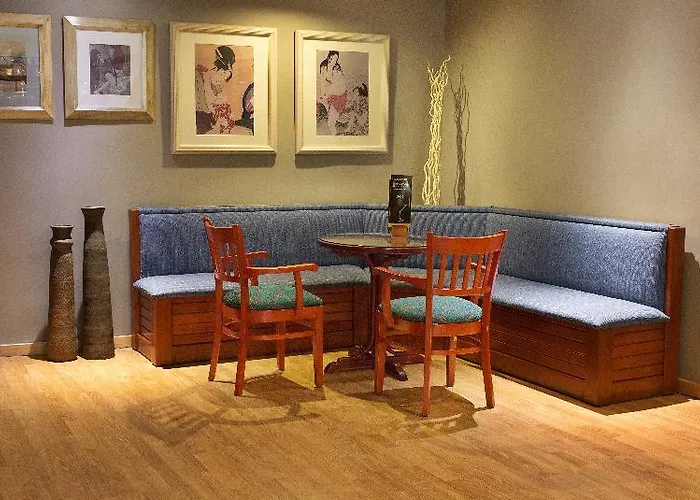 Ilunion Les Corts Ξενοδοχείο 4*