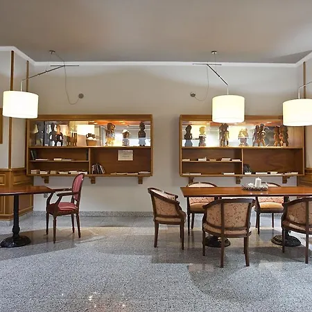 Ilunion Les Corts ホテル 4*