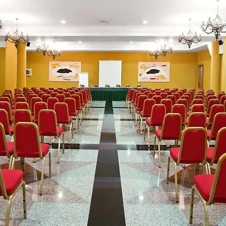 Ilunion Les Corts ホテル バルセロナ