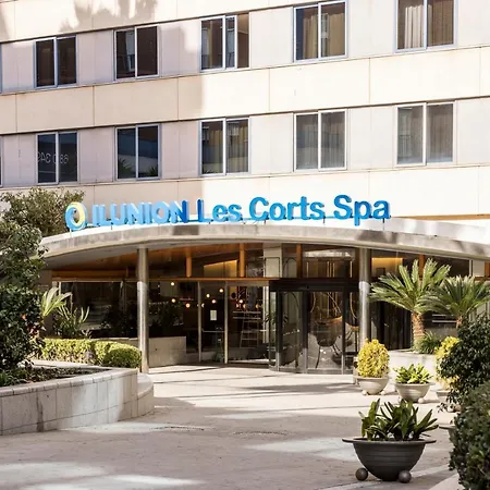 ホテル Ilunion Les Corts 4*