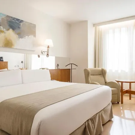 Ilunion Les Corts ホテル バルセロナ