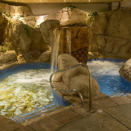 ホテル Ilunion Les Corts バルセロナ