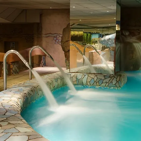 ホテル Ilunion Les Corts バルセロナ