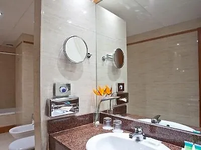 Hotel Ilunion Les Corts