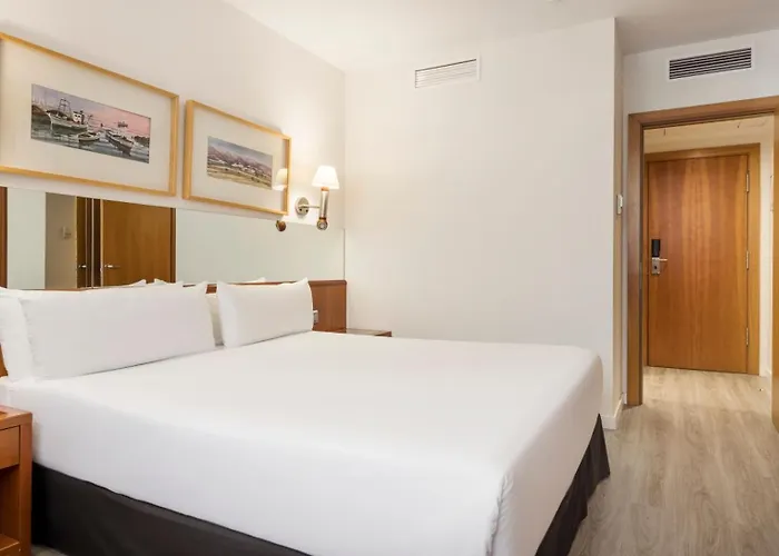Ilunion Les Corts Hotel 4*