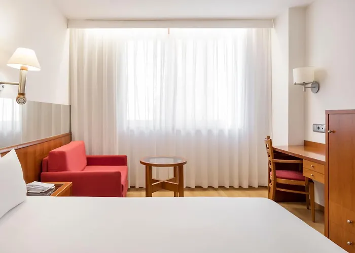 Hotel Ilunion Les Corts 4*