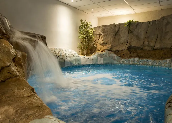 Ilunion Les Corts Hotel 4*