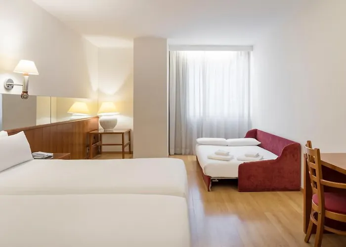 Hotel Ilunion Les Corts 4*