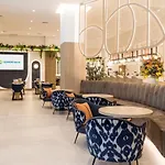 Otel Ilunion Les Corts Barselona