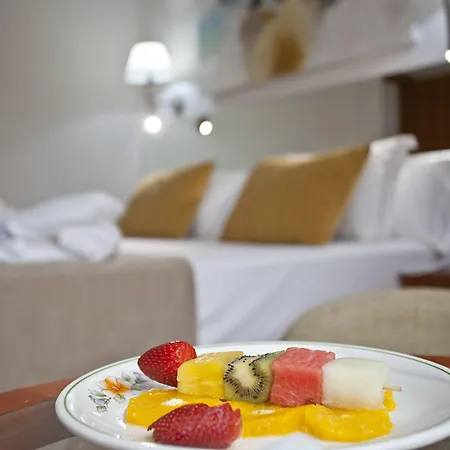 Ilunion Les Corts Hotel